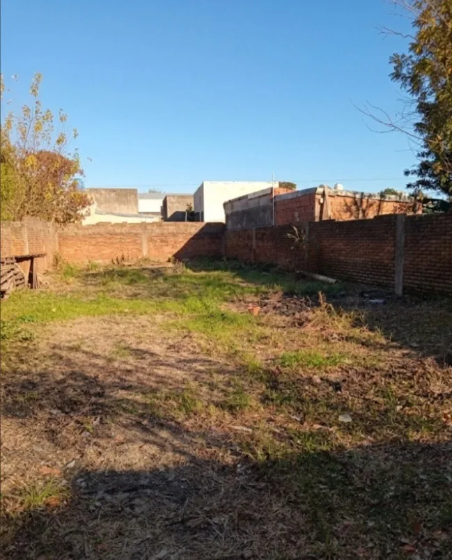 GALPON A 20m de Av San Lorenzo