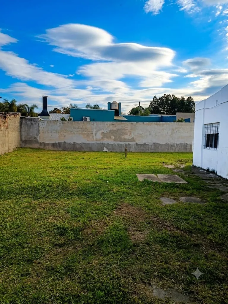 CASA DE 4 DOR EN ALQUILER