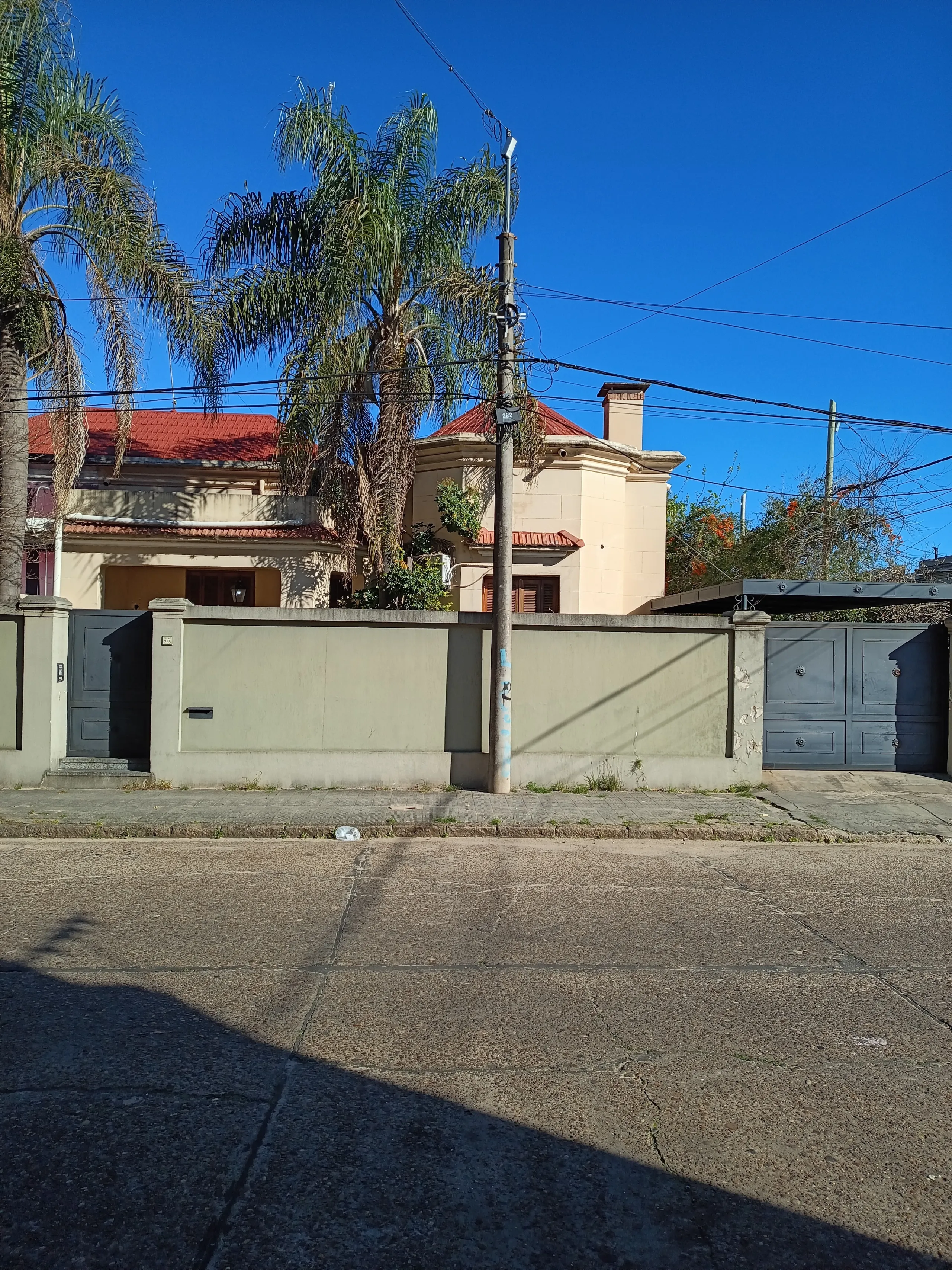 CASA DE ESTILO A RECICLAR