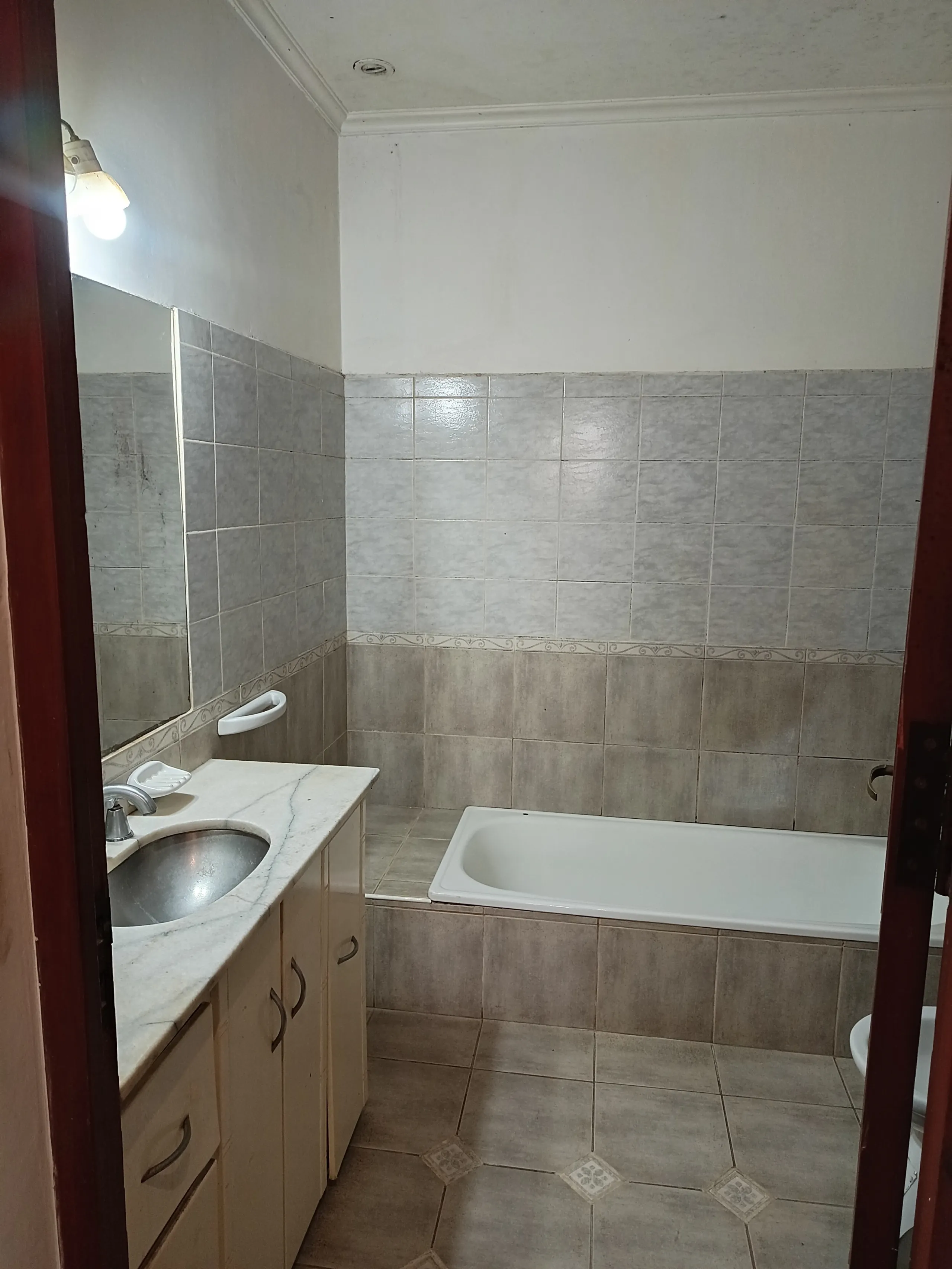 CASA DE ESTILO A RECICLAR