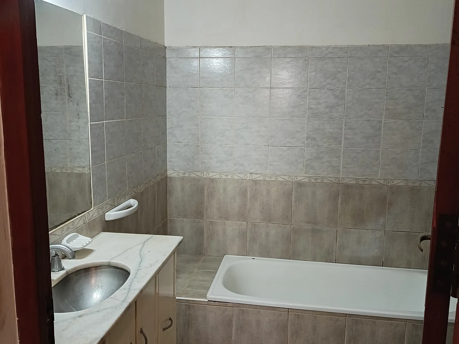 CASA DE ESTILO A RECICLAR