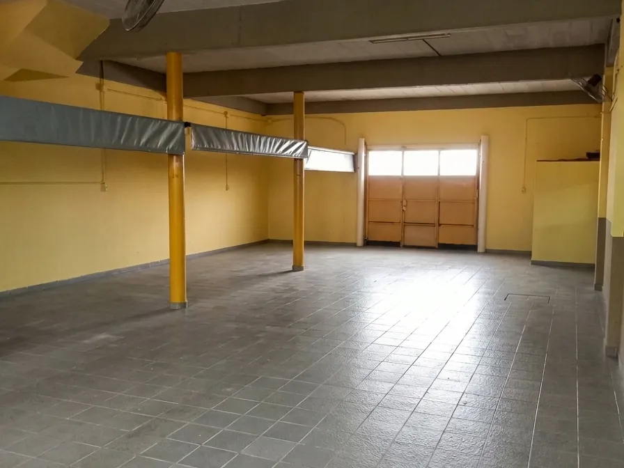 HERMOSA CASA CON SALON VENDE