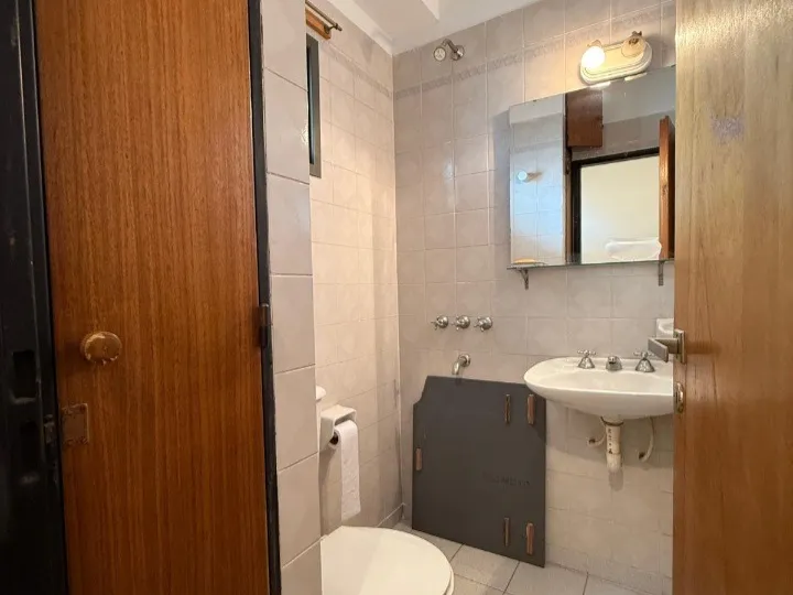 HERMOSA CASA CON SALON VENDE