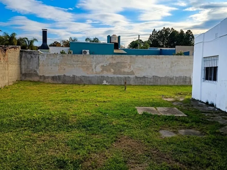CASA 4 DOR. VILLA ADELA